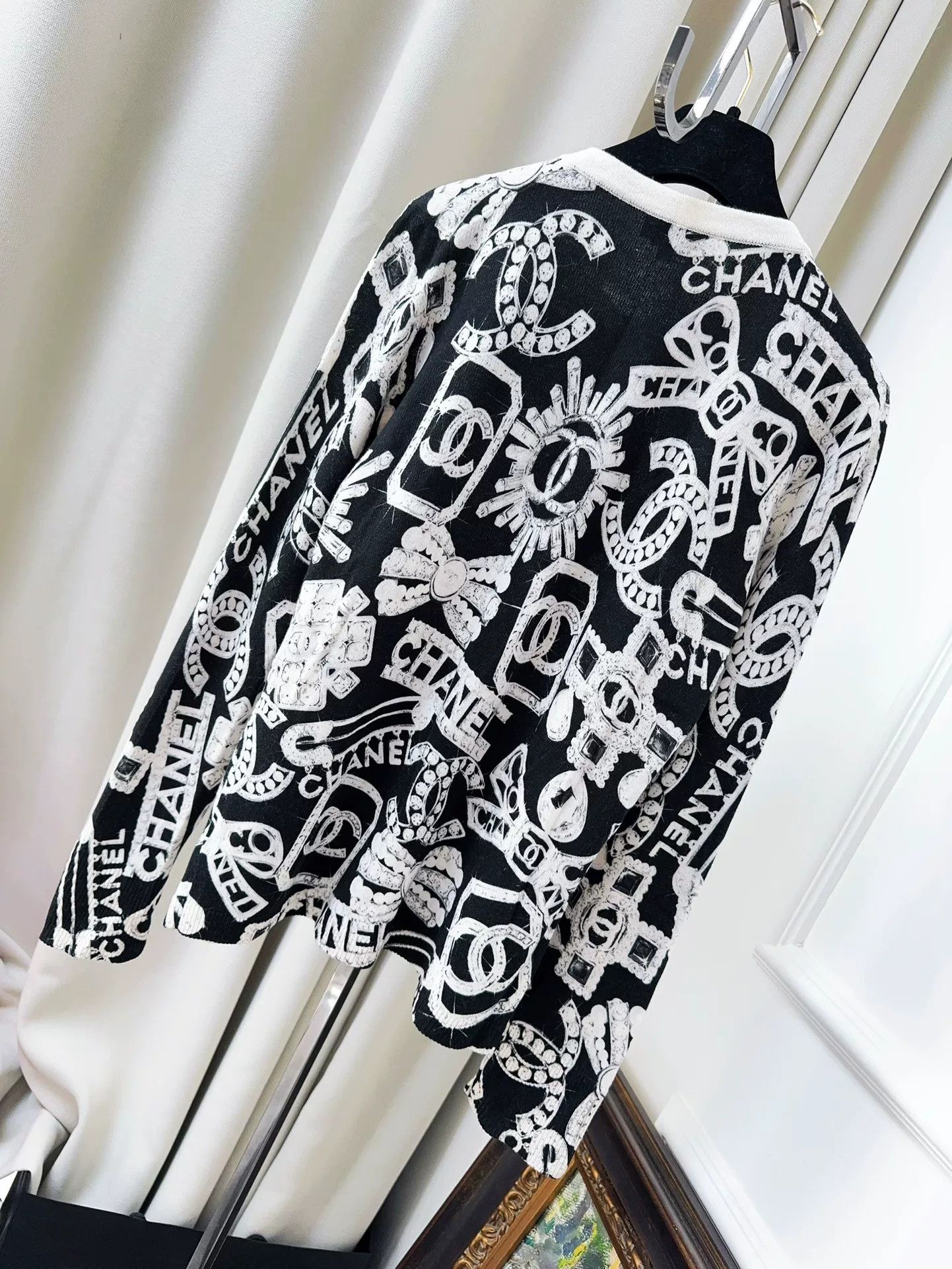 Chanel Chanel Coco Neige Black White Knit Cardigan Size US S / EU 44-46 / 1 - 2 Thumbnail