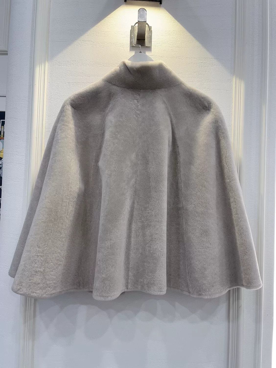 Loro Piana gray fur-lined cape by Loro Piana Size US S / EU 44-46 / 1 - 2 Thumbnail