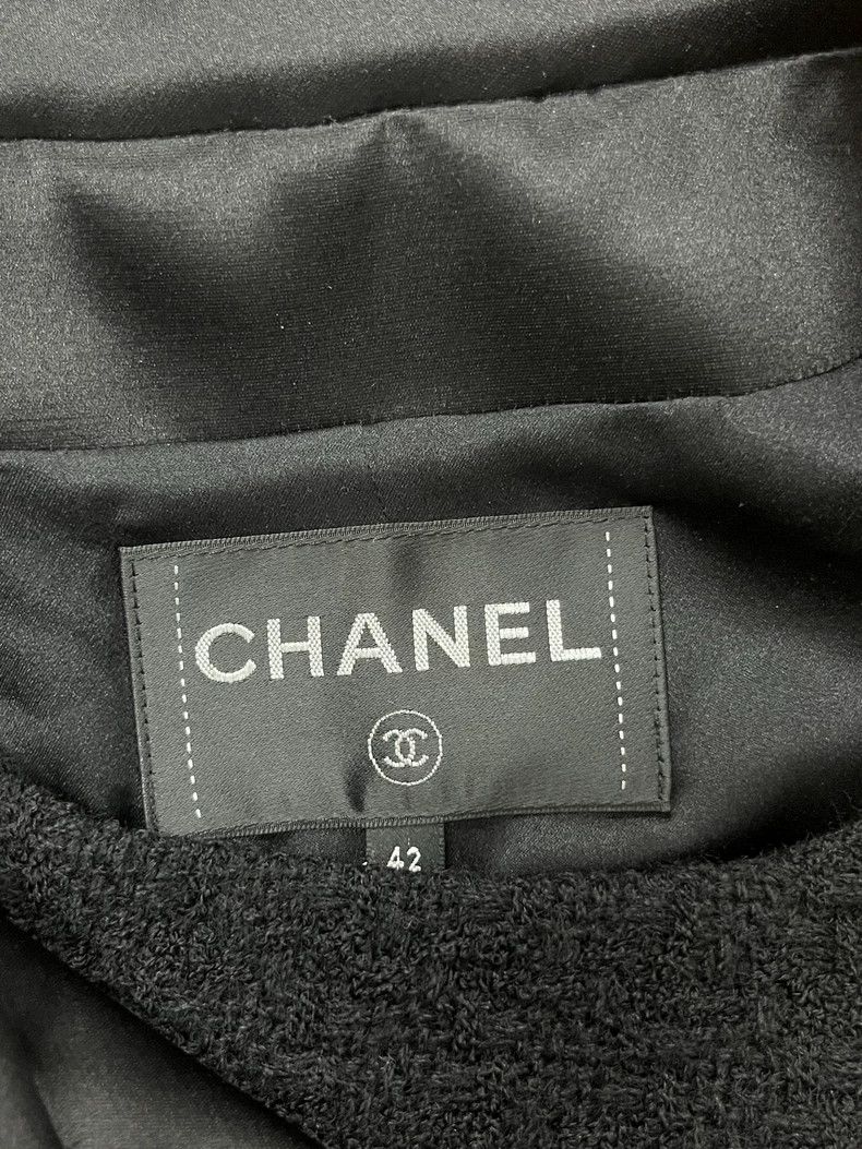 Chanel Chanel Rue Cambon Black Gold Button Jacket Size US M / EU 48-50 / 2 - 4 Thumbnail