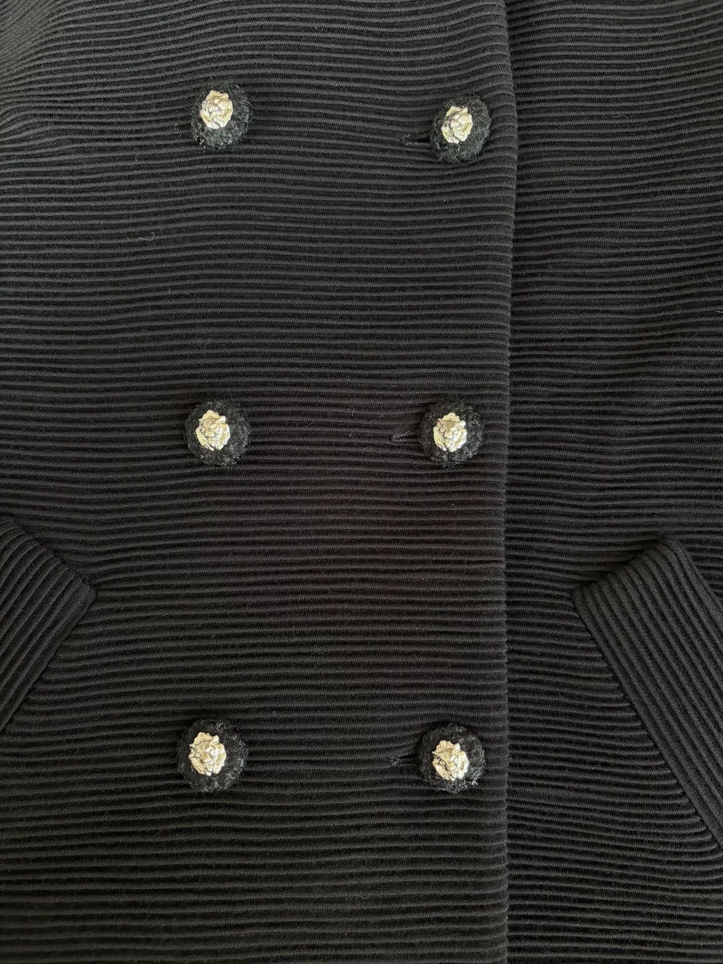 Chanel Chanel Lion Head Button Coat Size 34 Size US XS / EU 42 / 0 - 3 Thumbnail