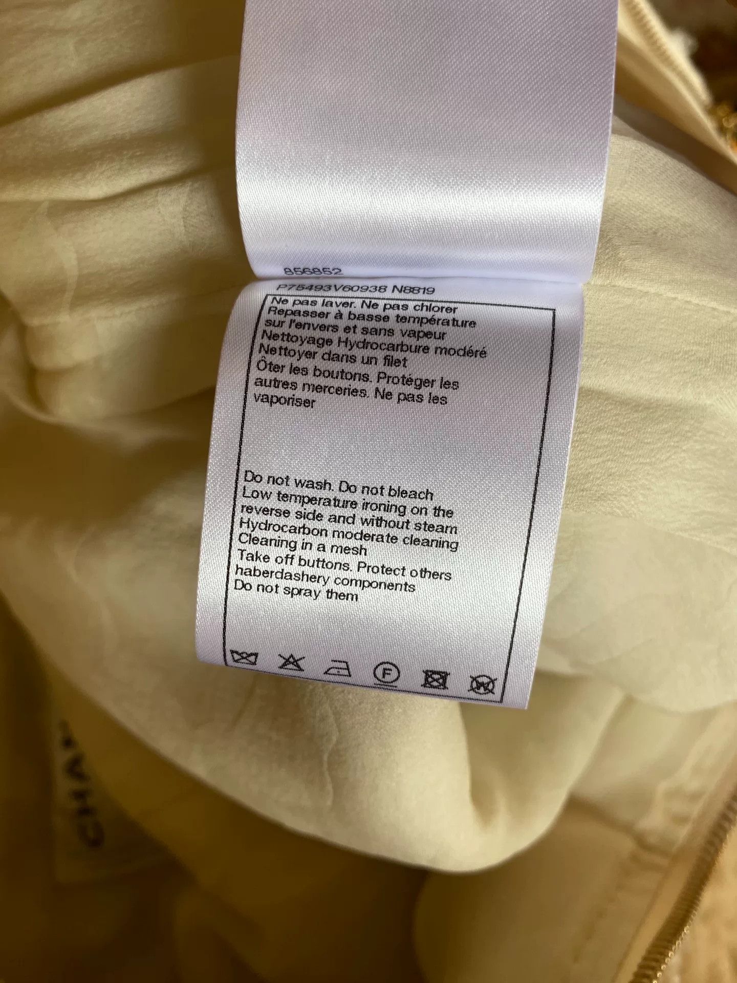 Chanel Chanel 2023 White Collar Jacket Size US L / EU 52-54 / 3 - 5 Thumbnail