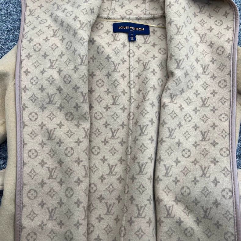 Louis Vuitton Louis Vuitton Monogram Short Coat Size US M / EU 48-50 / 2 - 9 Thumbnail