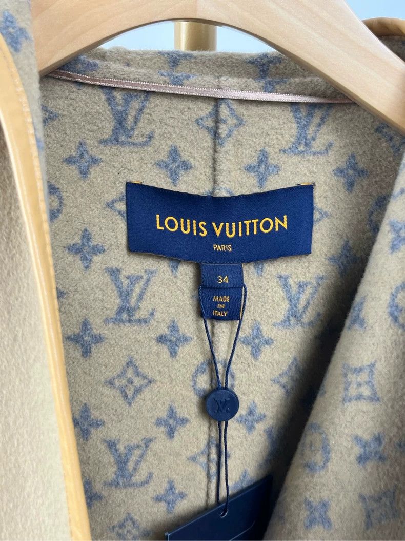 Louis Vuitton LV Brown Logo Hooded Wool Coat Size US XS / EU 42 / 0 - 3 Thumbnail