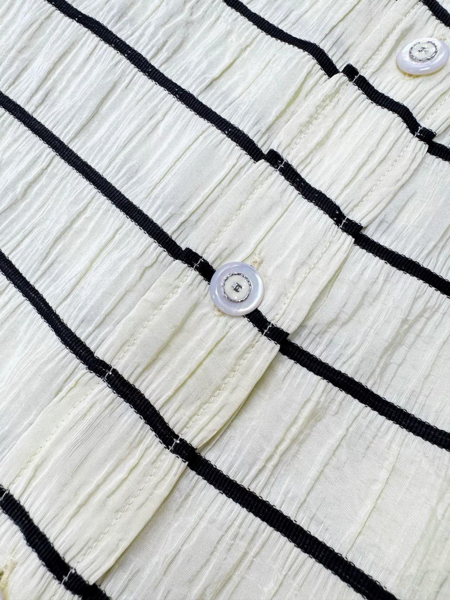 Chanel Chanel 25S Yellow Stripe Long Sleeve Shirt Size US M / EU 48-50 / 2 - 4 Thumbnail