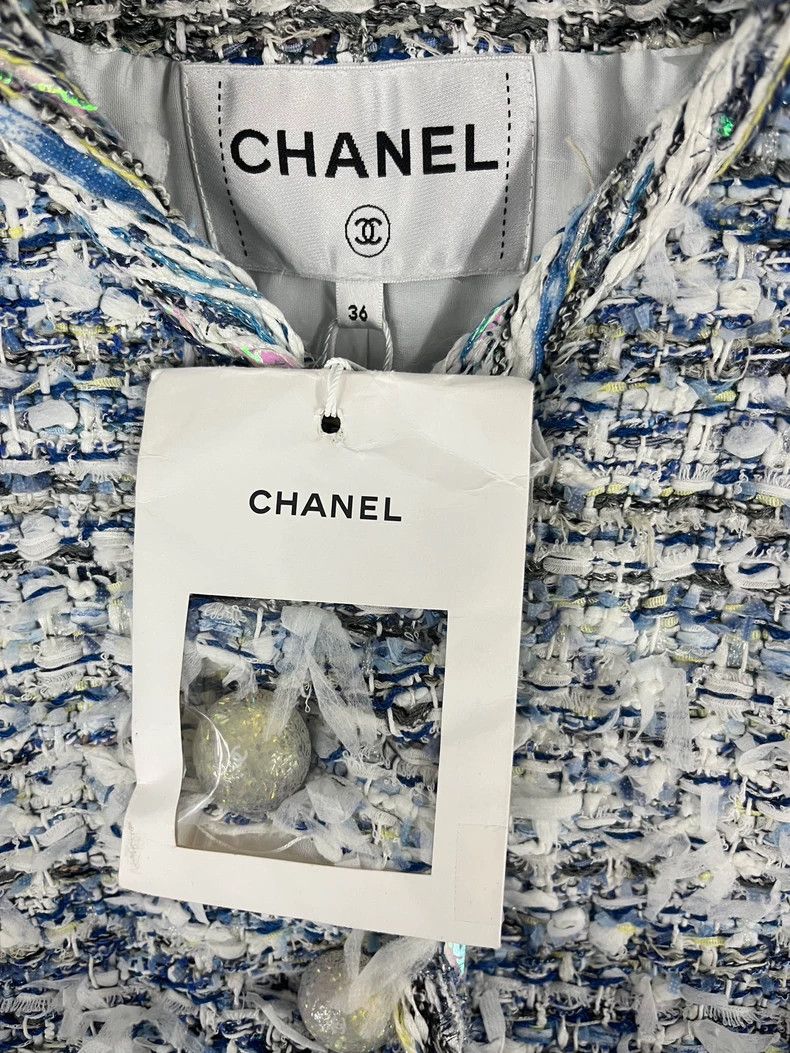 Chanel Chanel Waterfall Blue White Fringe Jacket Size US M / EU 48-50 / 2 - 4 Thumbnail