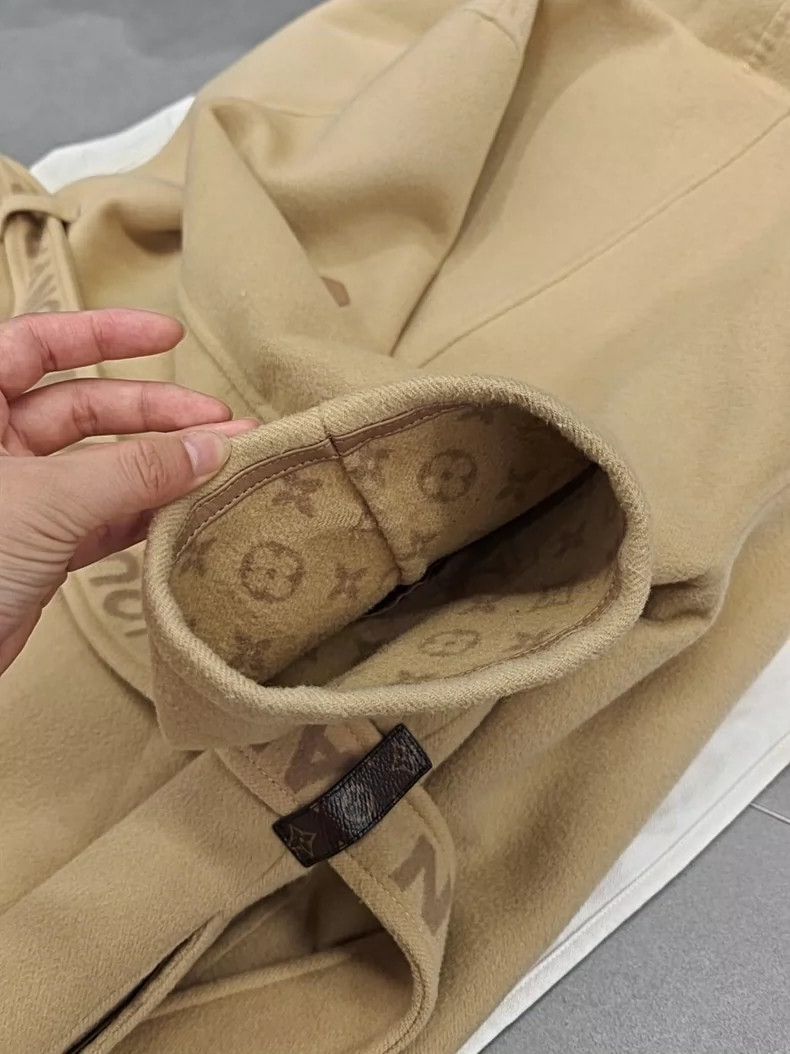 Louis Vuitton LV Beige Monogram Logo Belted Coat Size US XL / EU 56 / 4 - 7 Thumbnail