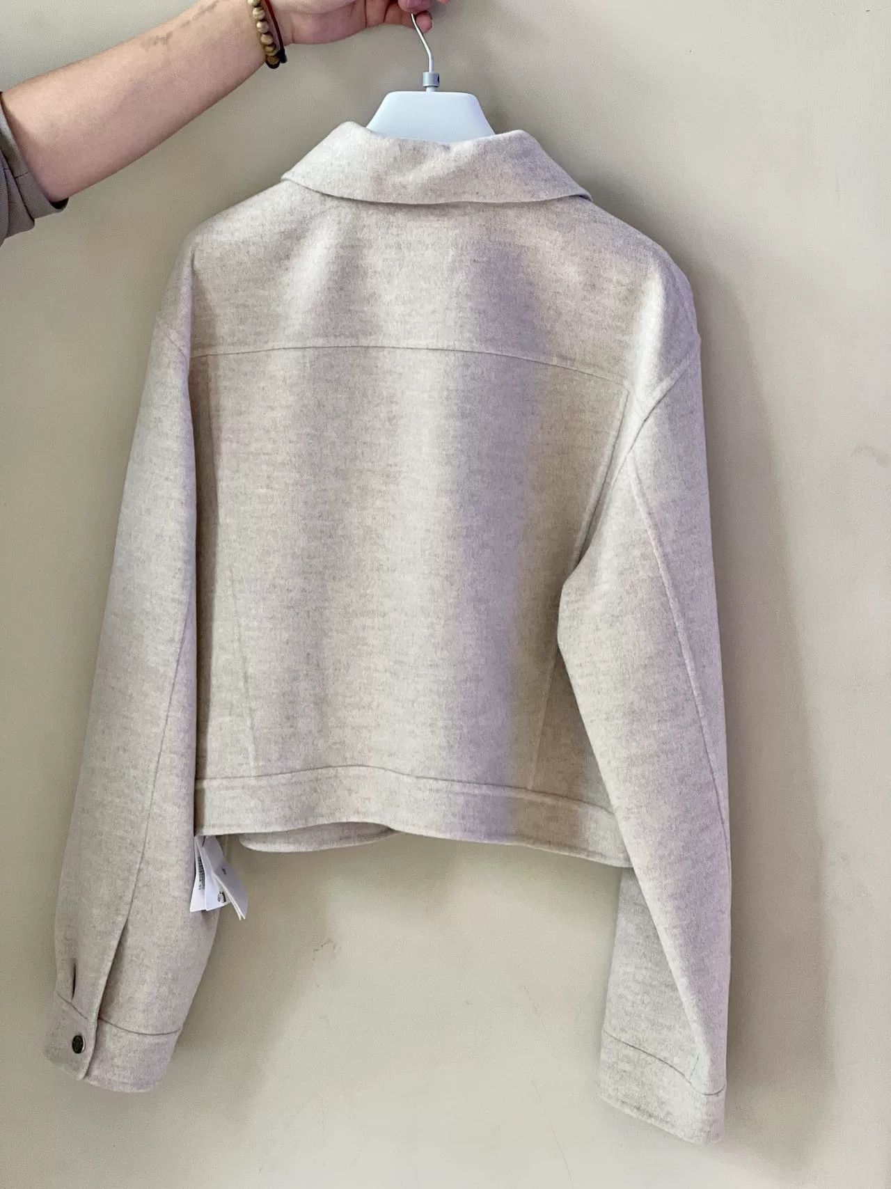 Hermes Hermes Women's Beige Cashmere Jacket Size US M / EU 48-50 / 2 - 2 Thumbnail