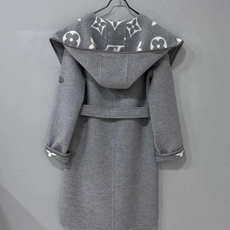 Louis Vuitton Louis Vuitton Monogram Robe Coat Size US XS / EU 42 / 0 - 5 Thumbnail