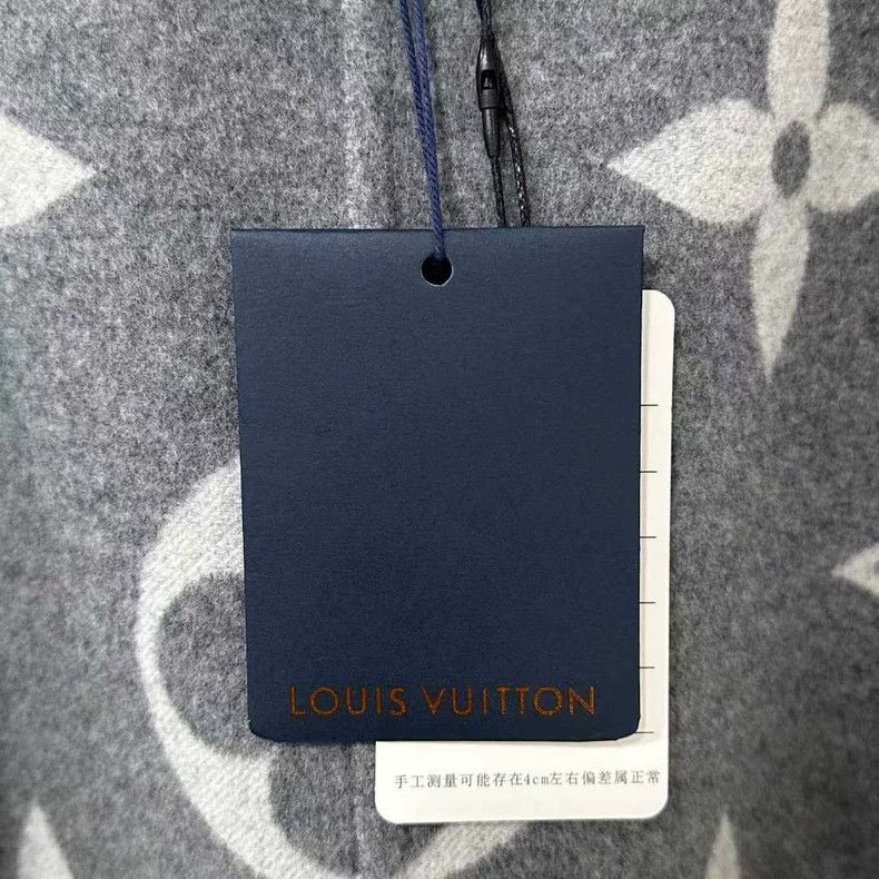 Louis Vuitton Louis Vuitton Monogram Robe Coat Size US XS / EU 42 / 0 - 8 Thumbnail