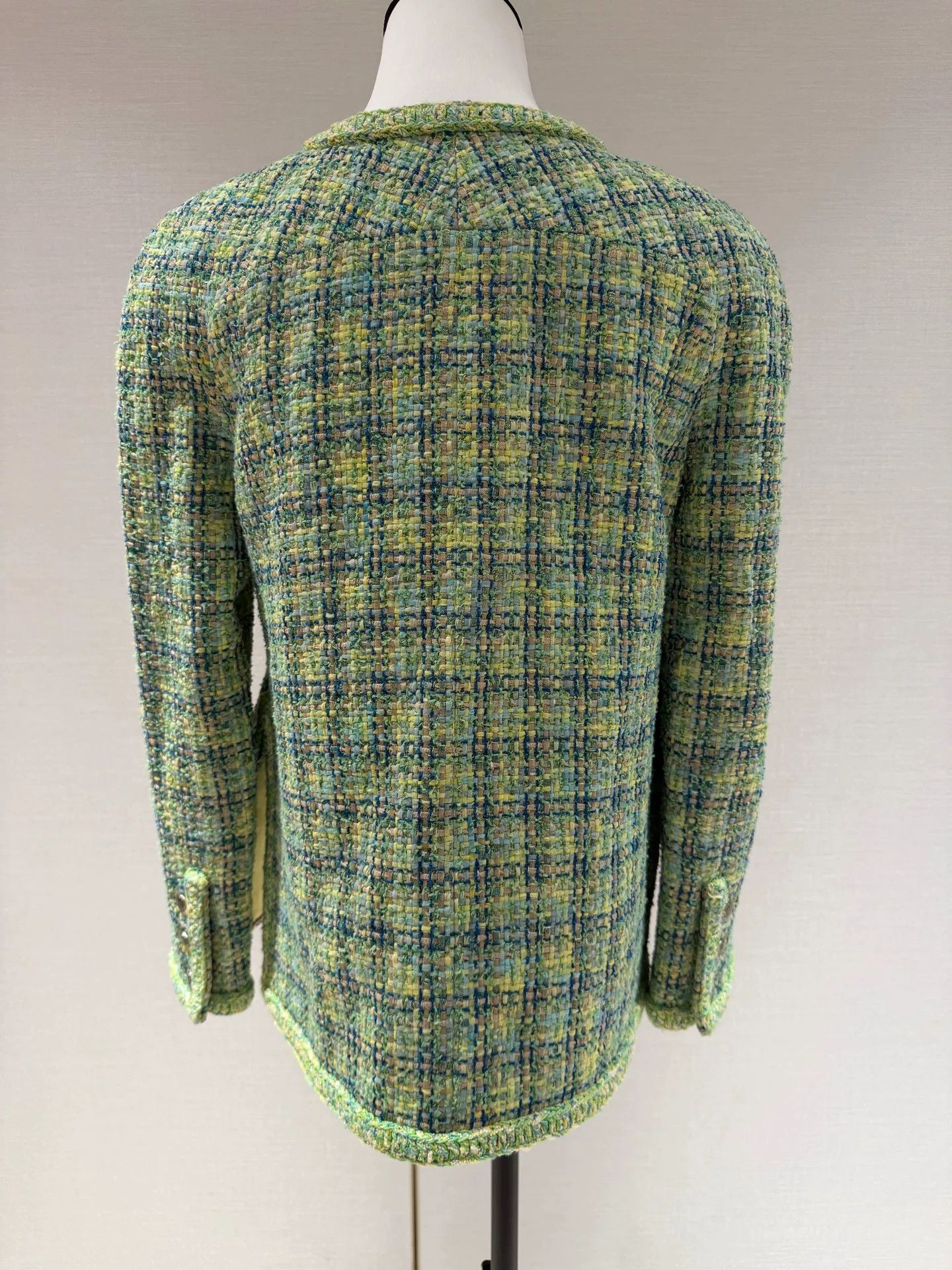 Chanel Chanel 19p Green Tweed Jacket Size 36 Size US S / EU 44-46 / 1 - 2 Thumbnail