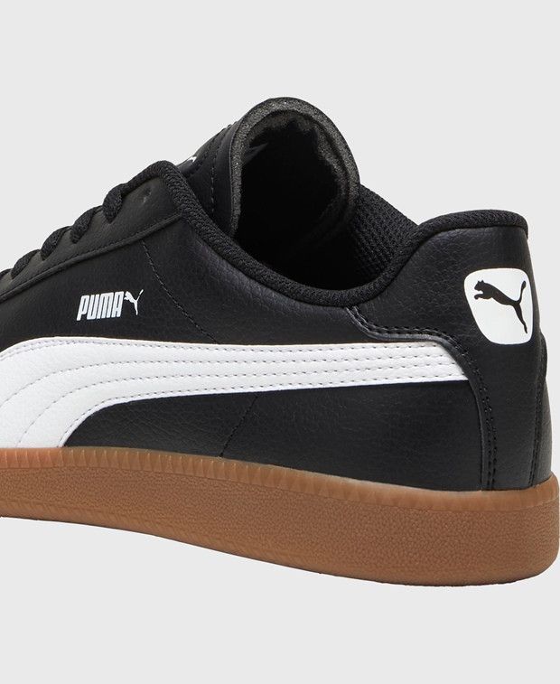 9-T Sneakers