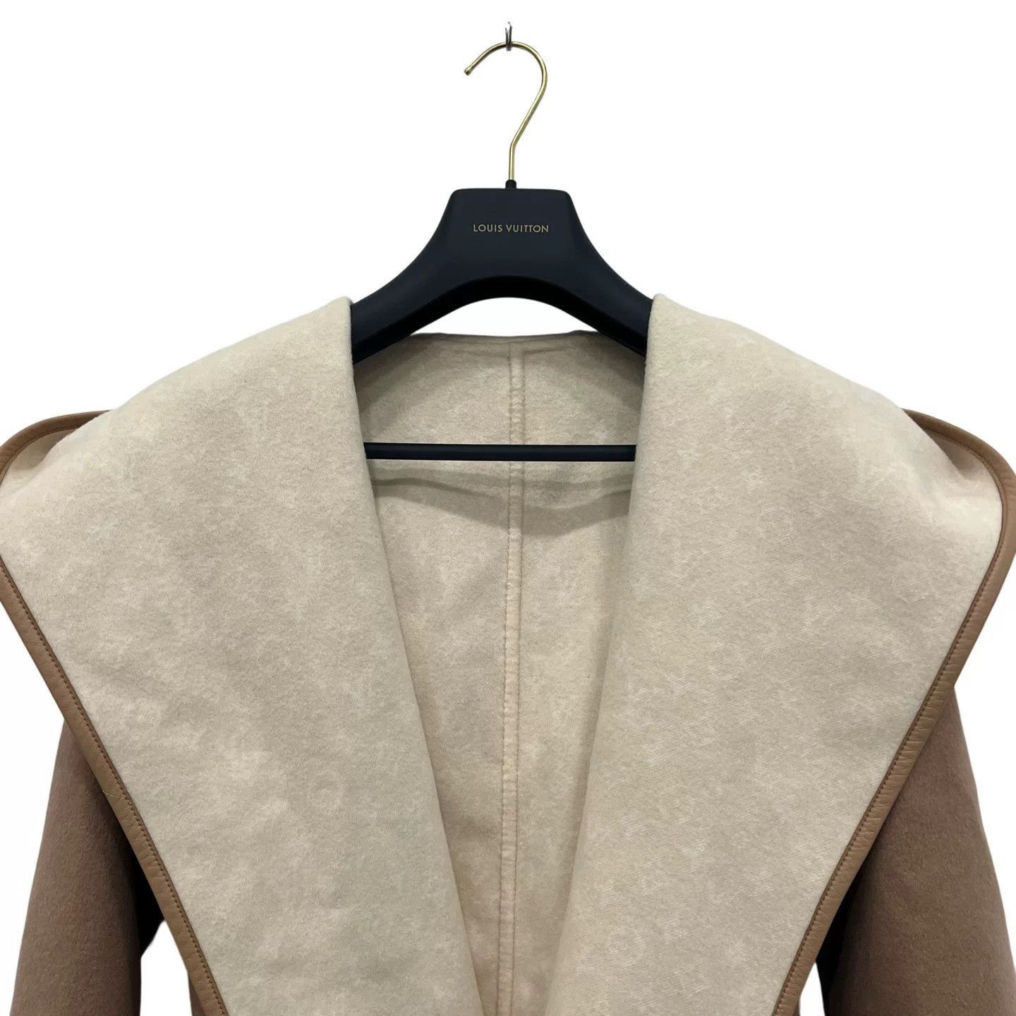 Louis Vuitton Louis Vuitton Beige Double-Sided Hooded Coat Size US S / EU 44-46 / 1 - 6 Thumbnail
