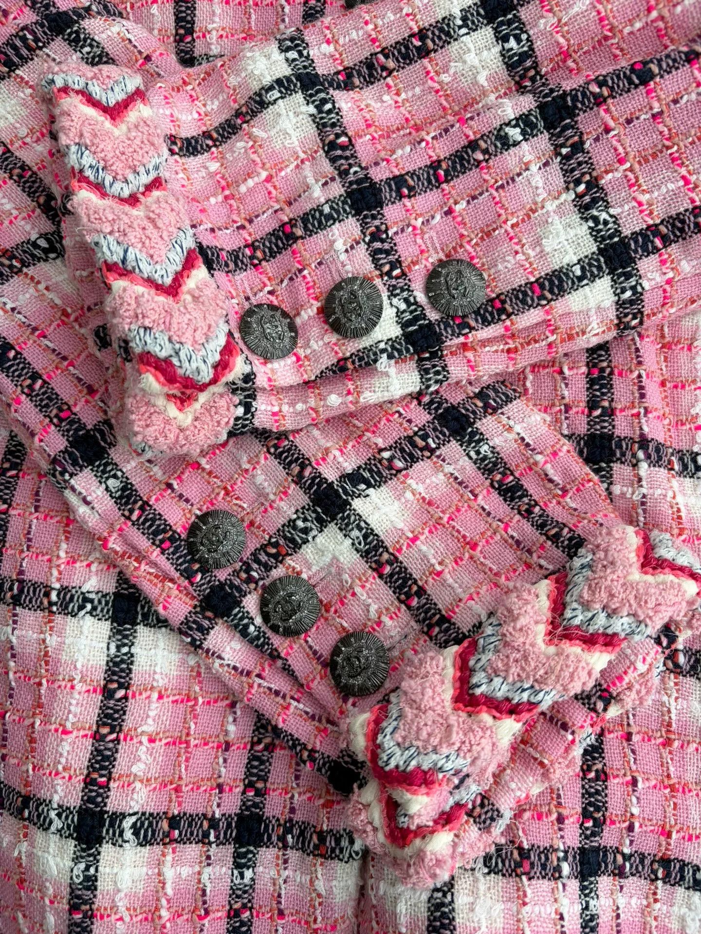Chanel Chanel Pink Plaid Tweed Stand-Collar Jacket Size US S / EU 44-46 / 1 - 4 Thumbnail