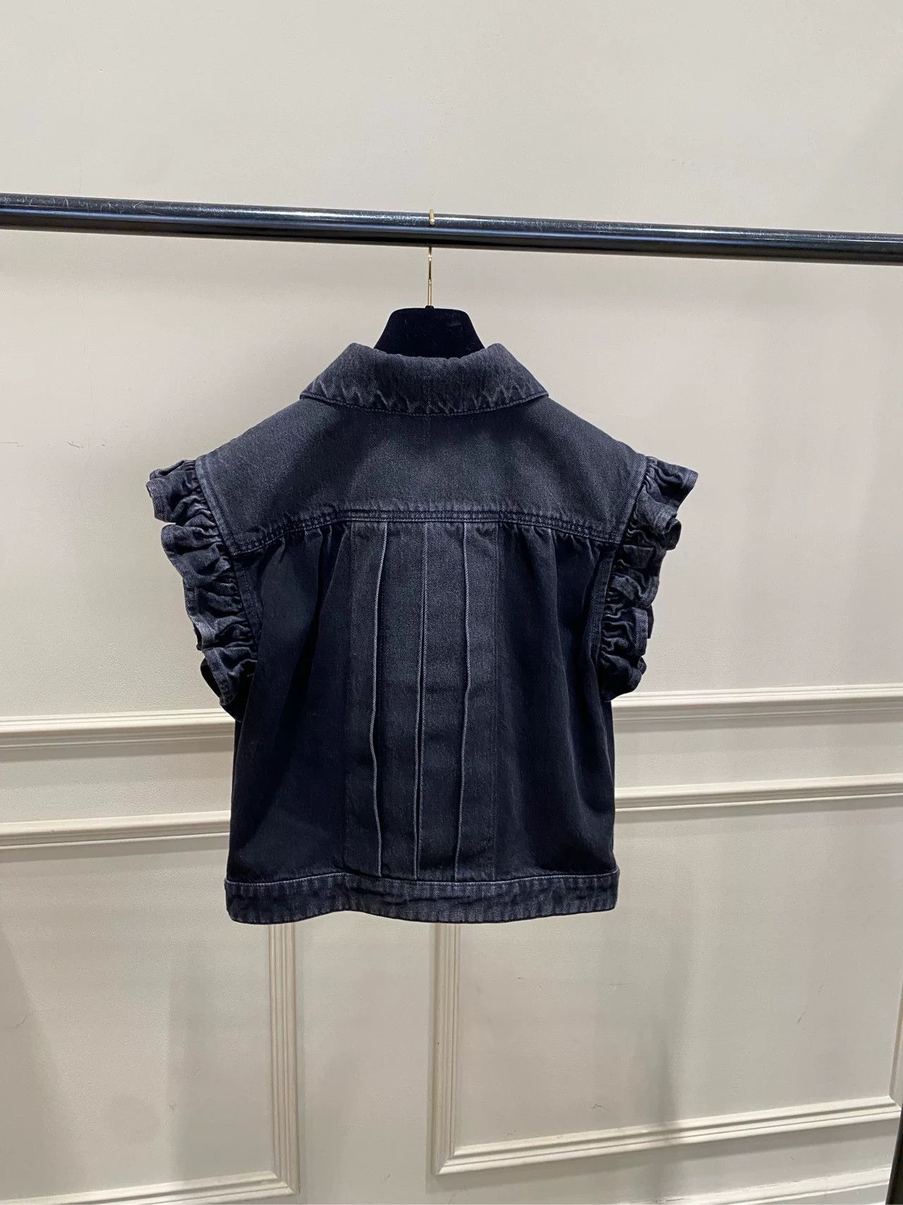 Chanel Chanel Black Denim Ruffled Vest FR38 Size US S / EU 44-46 / 1 - 2 Thumbnail