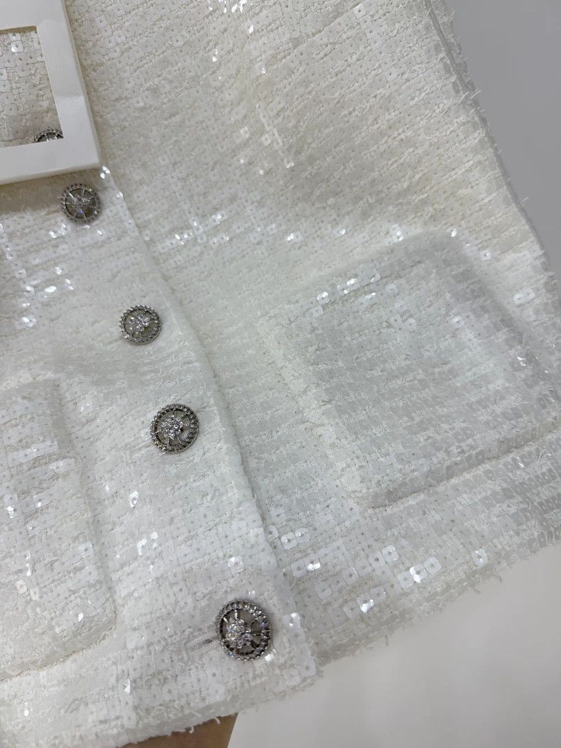 Chanel Chanel 25S White Sequin Vest Coat Size US S / EU 44-46 / 1 - 3 Thumbnail