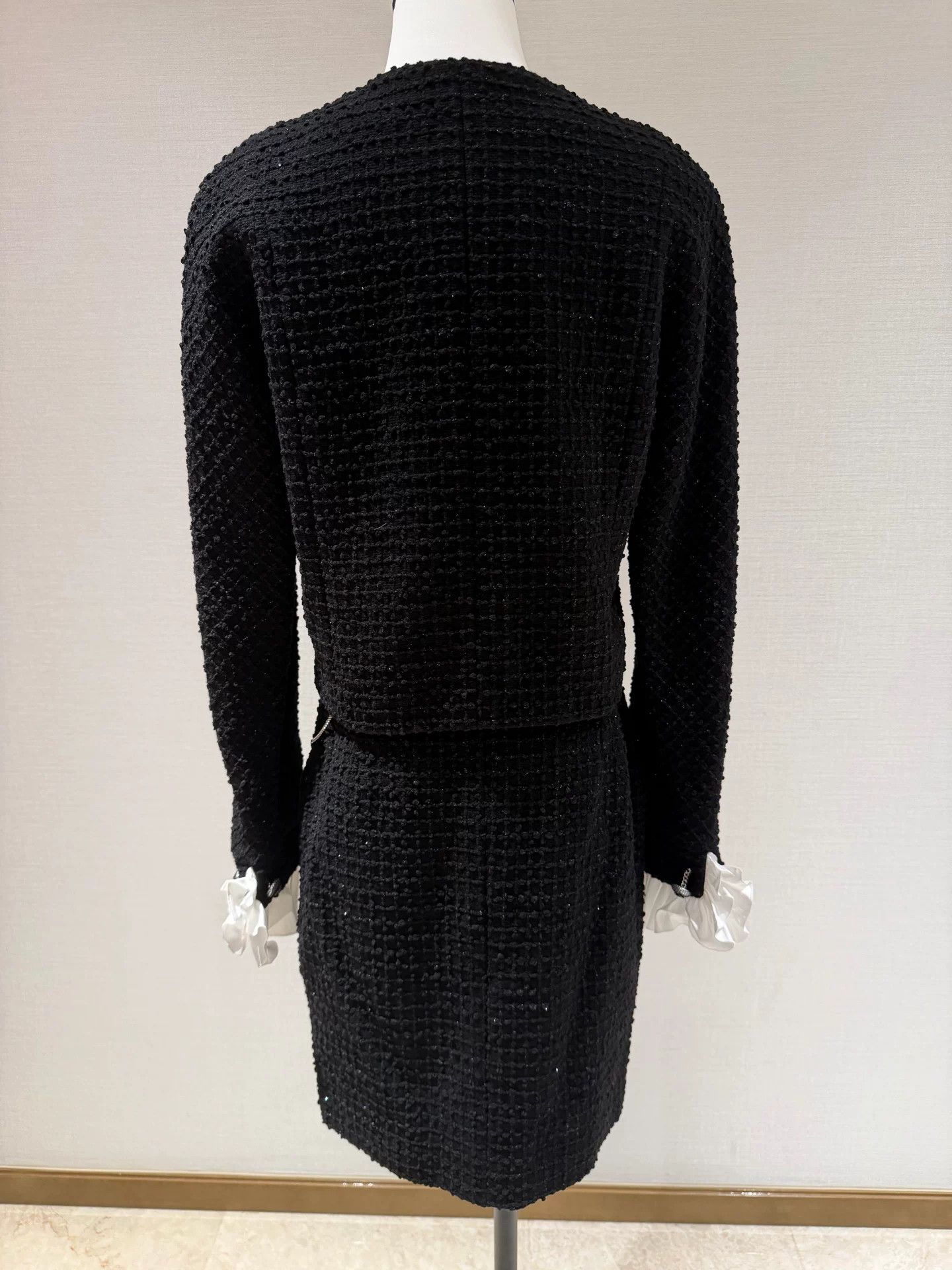 Chanel Chanel 22 Black Shimmer Fake Two-Piece Coat Size US S / EU 44-46 / 1 - 2 Thumbnail