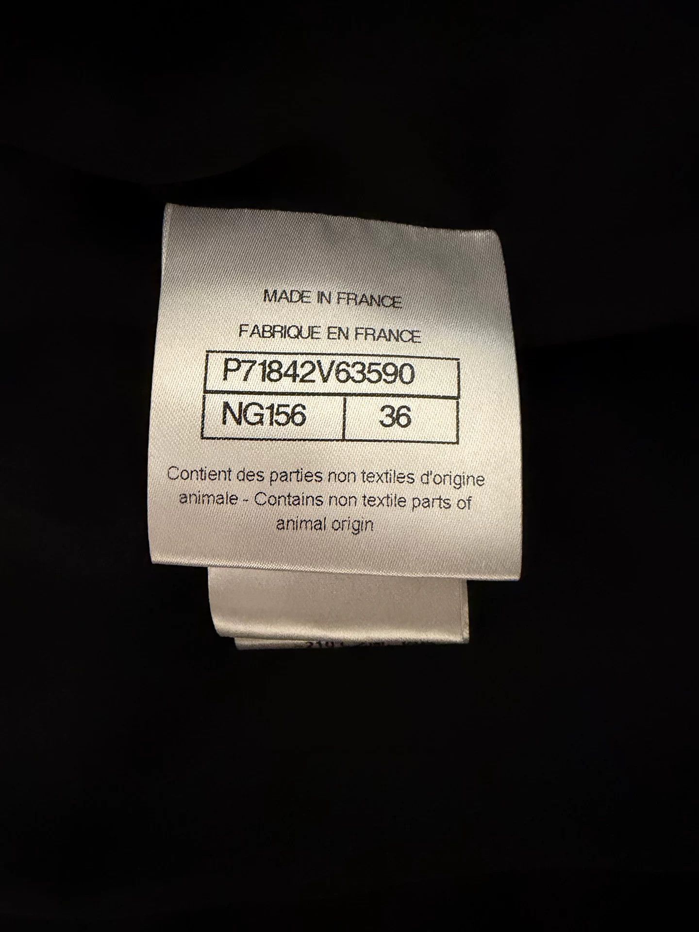 Chanel Chanel 22 Black Shimmer Fake Two-Piece Coat Size US S / EU 44-46 / 1 - 4 Thumbnail