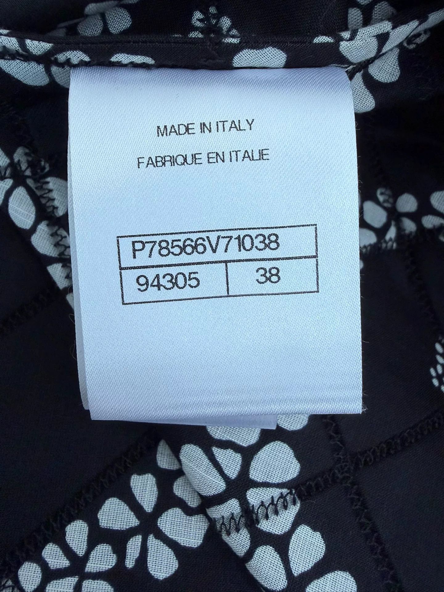 Chanel Chanel New Black Hooded Cape Coat Size US S / EU 44-46 / 1 - 5 Thumbnail