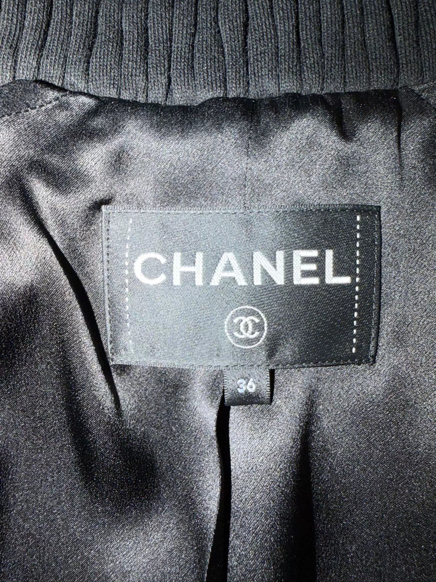 Chanel Chanel 22A Beaded Wool Zip Jacket Size US S / EU 44-46 / 1 - 3 Thumbnail