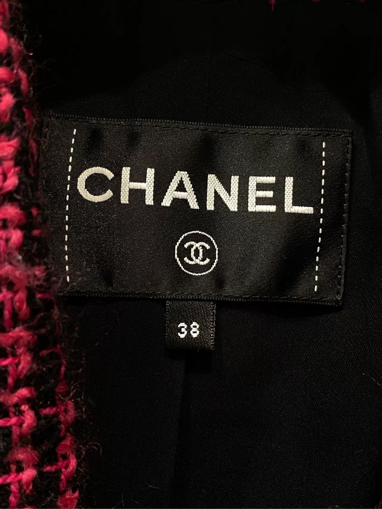 Chanel Chanel 23K Black Red Tweed Jacket Size US M / EU 48-50 / 2 - 2 Thumbnail