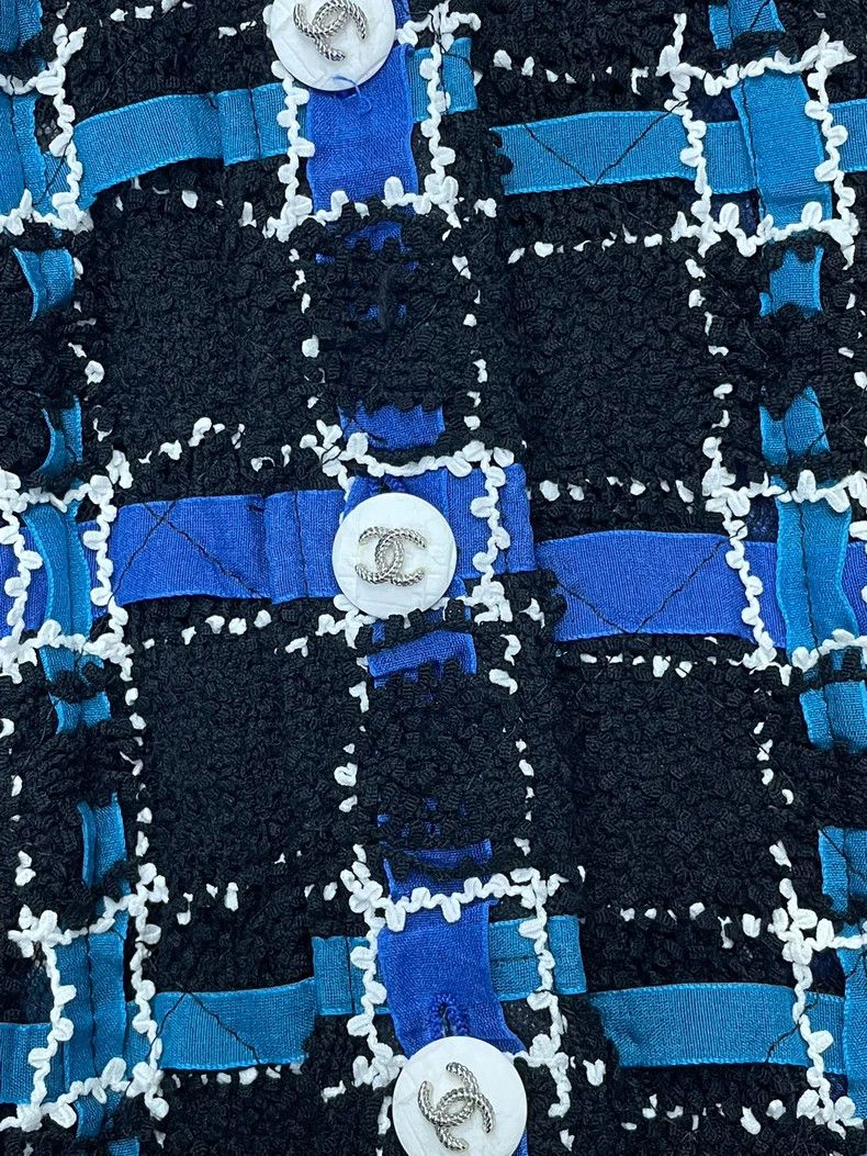 Chanel Chanel Black Blue Plaid Tweed Vest Size US S / EU 44-46 / 1 - 2 Thumbnail