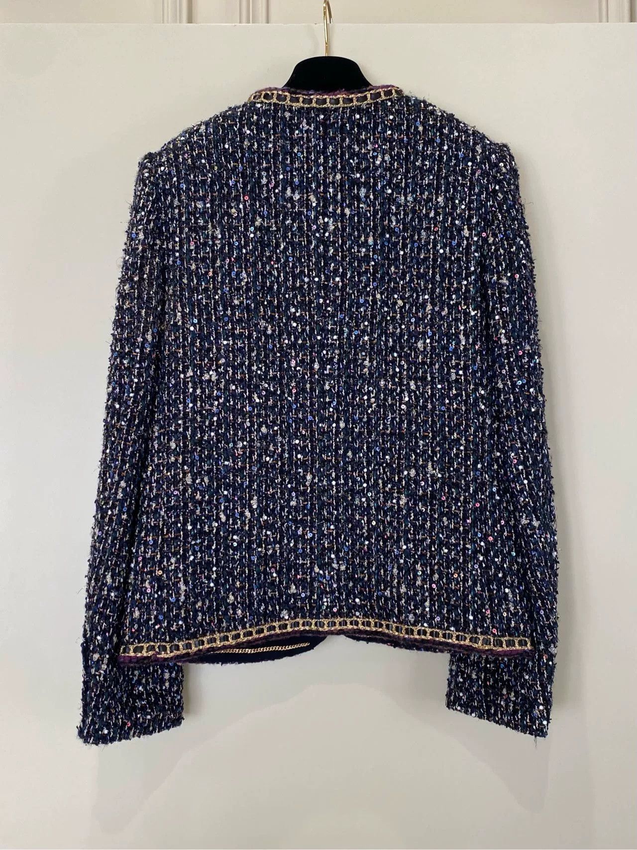 Chanel Chanel 21A Castle Berry Embroidered Jacket Size US L / EU 52-54 / 3 - 7 Thumbnail