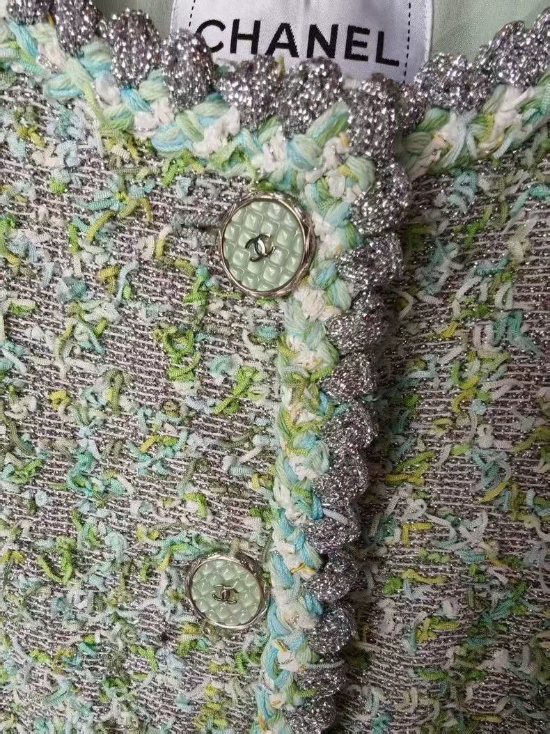 Chanel Chanel Tweed Jacket Size 38 Size US M / EU 48-50 / 2 - 4 Thumbnail