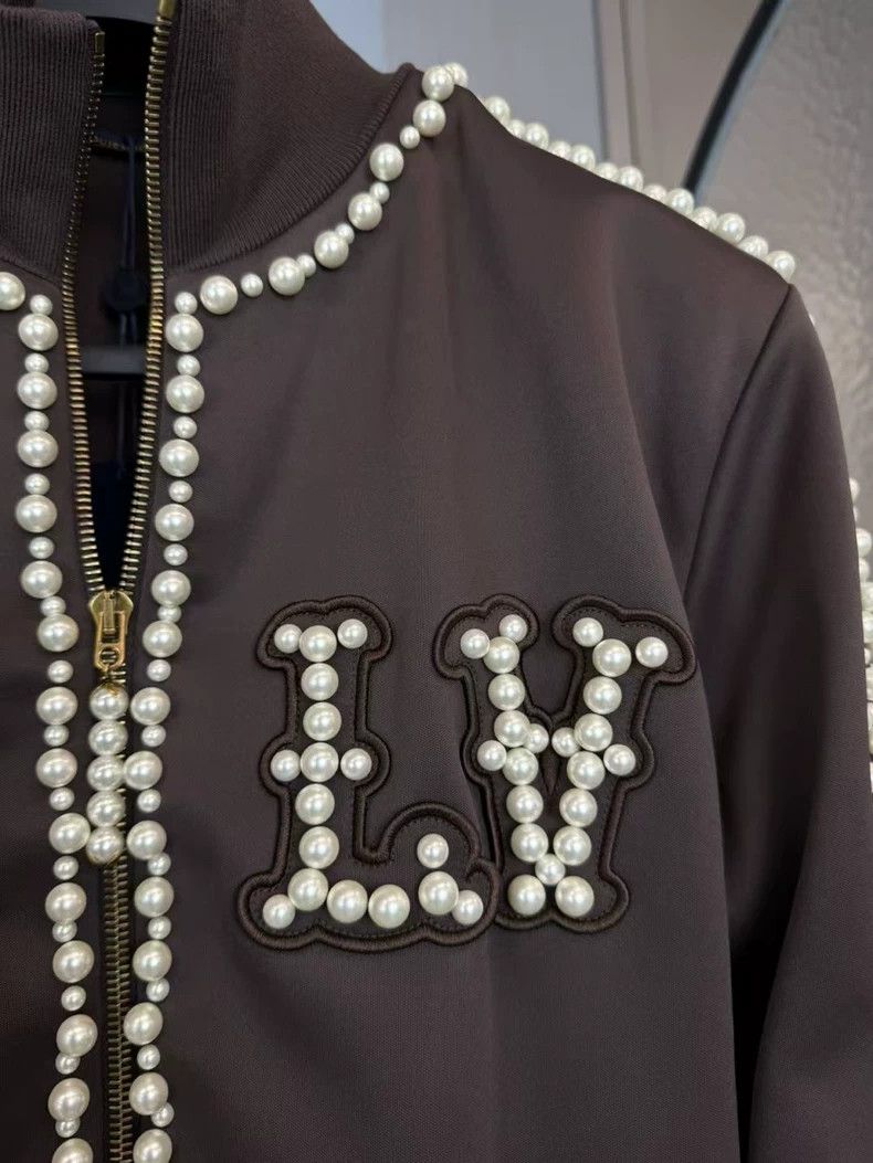 Louis Vuitton Louis Vuitton x Pharrell Pearl Embroidered Jacket Size US M / EU 48-50 / 2 - 3 Thumbnail