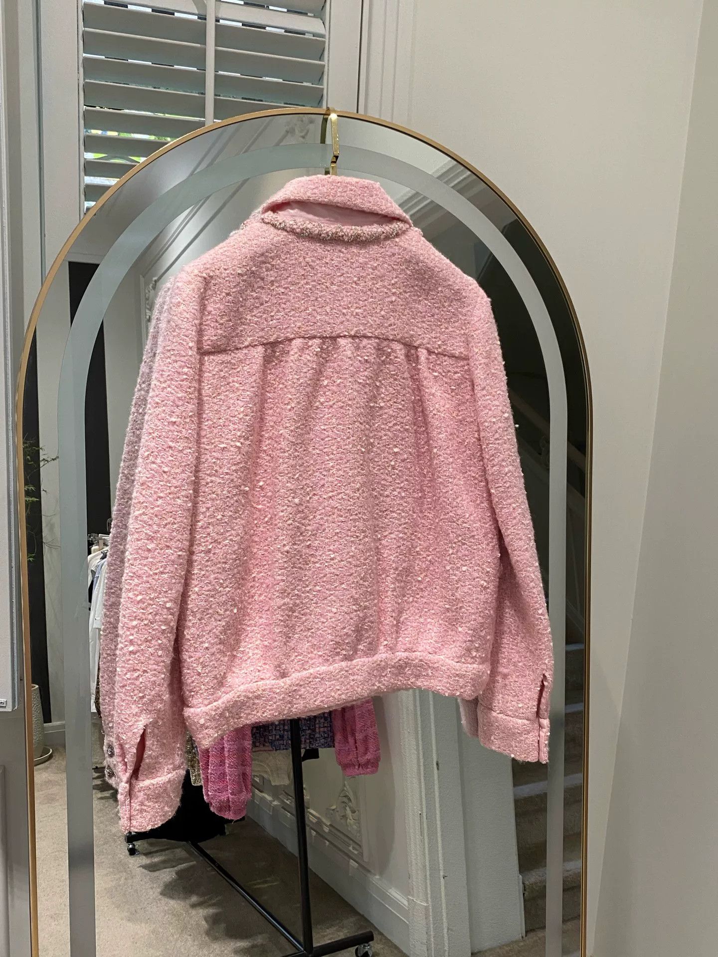 Chanel Chanel Pink Glass Button Jacket FR38 Size US M / EU 48-50 / 2 - 2 Thumbnail