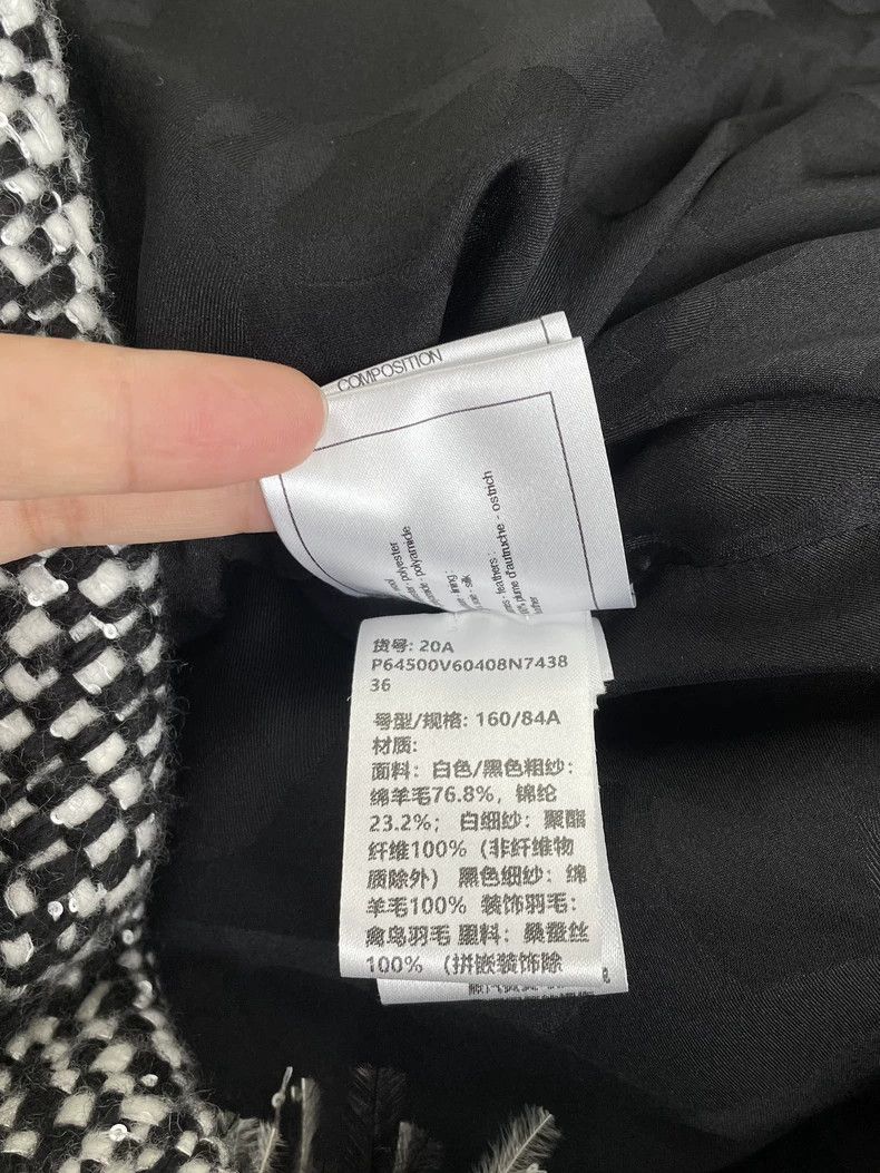 Chanel Chanel 20A Tweed Feather Coat Size US XS / EU 42 / 0 - 7 Thumbnail