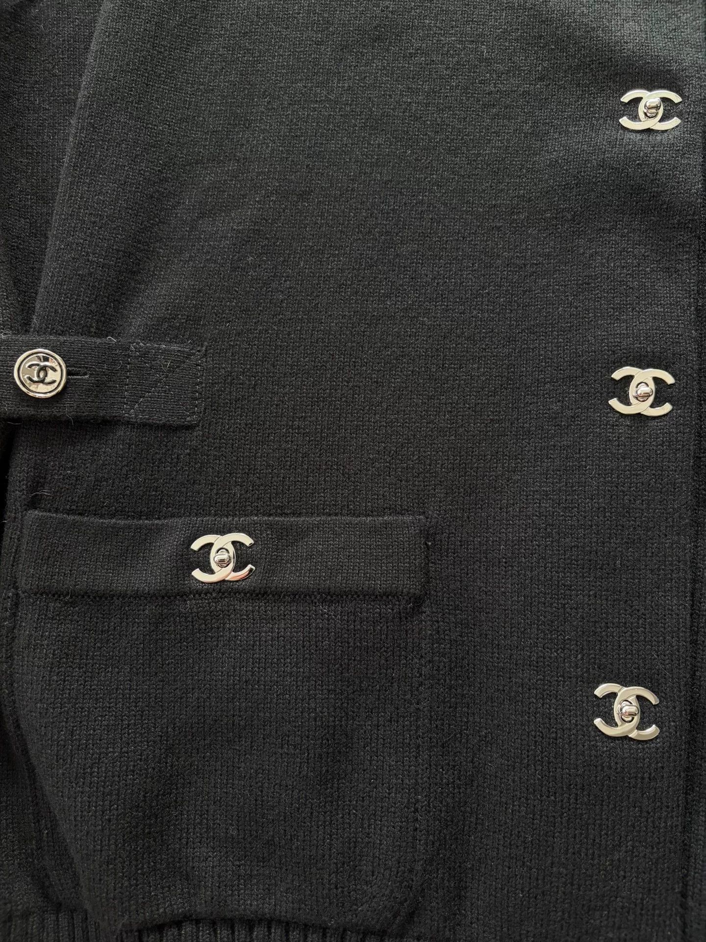 Chanel Chanel Black Knit Backpack Buckle Cardigan Size US XL / EU 56 / 4 - 3 Thumbnail