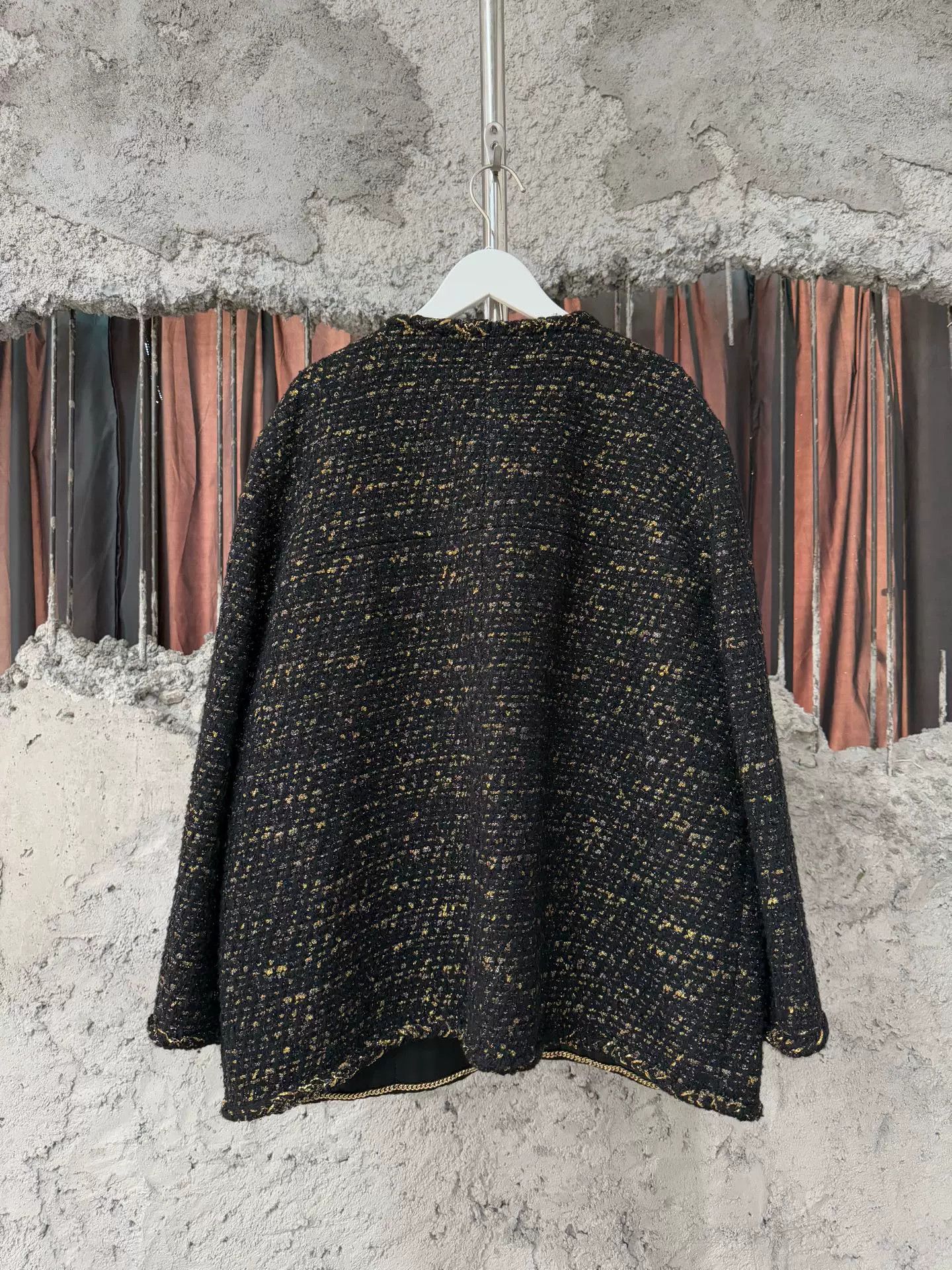 Chanel Chanel Black Gold Egypt Jacket Size US M / EU 48-50 / 2 - 2 Thumbnail