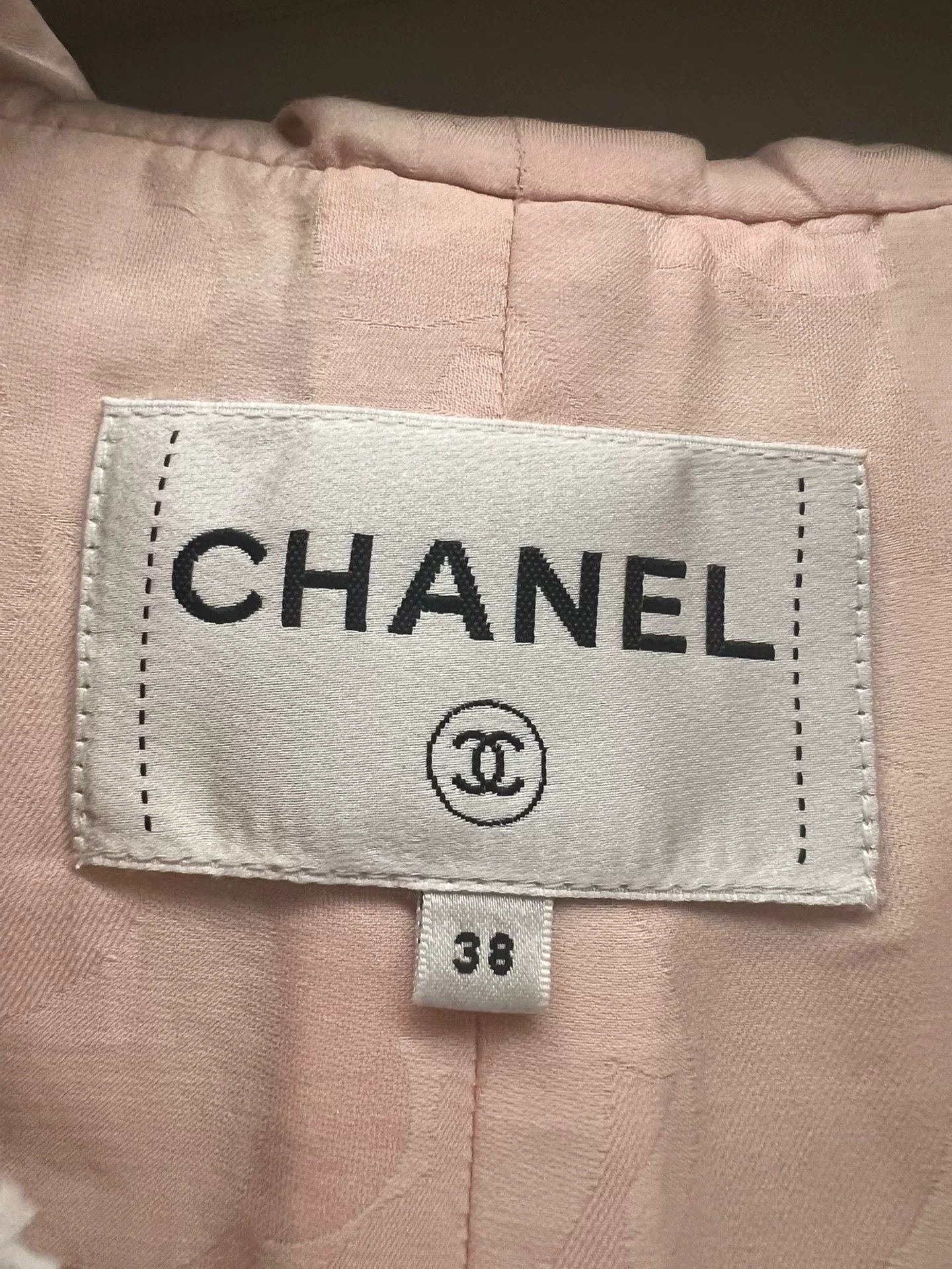 Chanel Chanel 24S Hooded Coat Size 38 Size US M / EU 48-50 / 2 - 4 Thumbnail