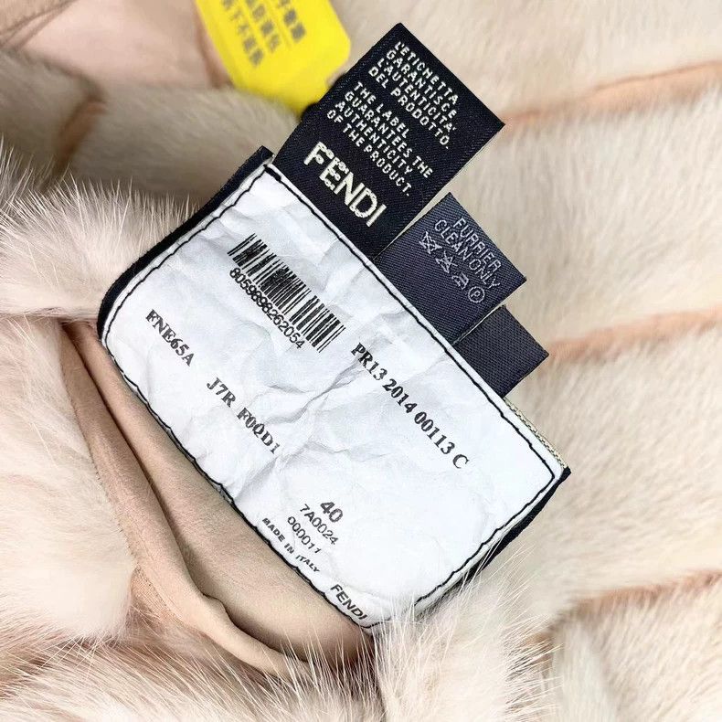 Fendi Fendi Mink Fur Coat Beige Size 40 Size US M / EU 48-50 / 2 - 5 Thumbnail