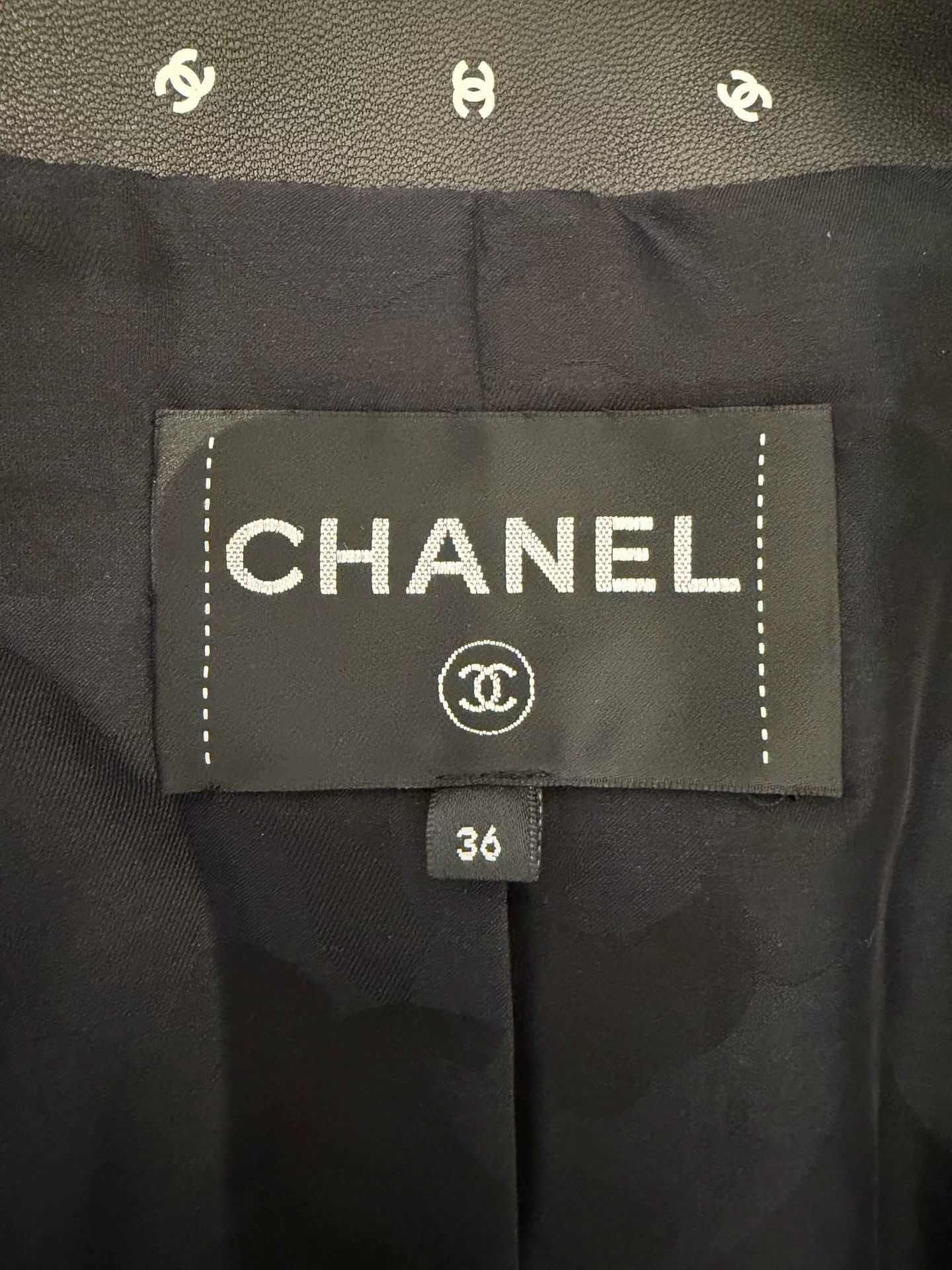 Chanel Chanel 22C Black Logo Leather Jacket Size US XS / EU 42 / 0 - 3 Thumbnail