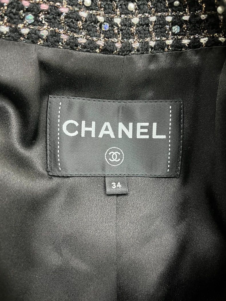Chanel Chanel Tweed Pearl Embellished Jacket Size US XS / EU 42 / 0 - 5 Thumbnail