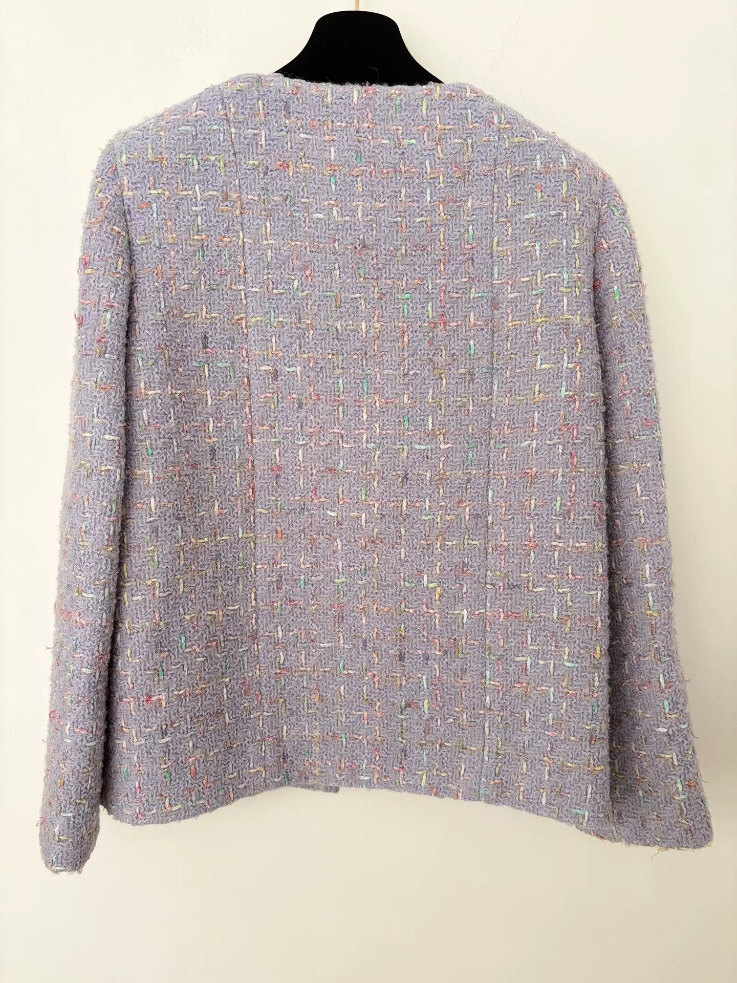 Chanel Chanel Purple Tweed Jacket with Four Pockets Size US M / EU 48-50 / 2 - 2 Thumbnail
