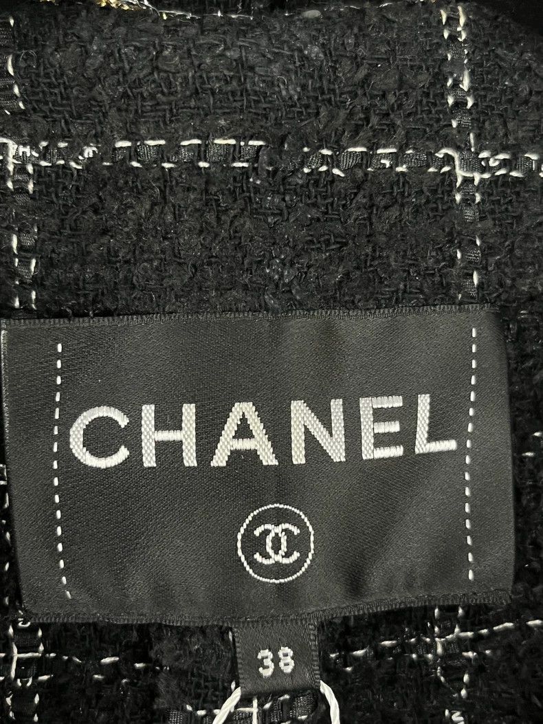 Chanel Chanel Black Sequin Embellished Jacket Size US M / EU 48-50 / 2 - 4 Thumbnail