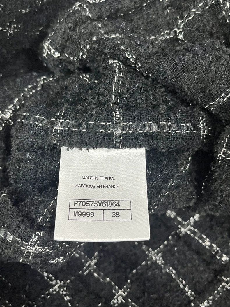 Chanel Chanel Black Sequin Embellished Jacket Size US M / EU 48-50 / 2 - 5 Thumbnail