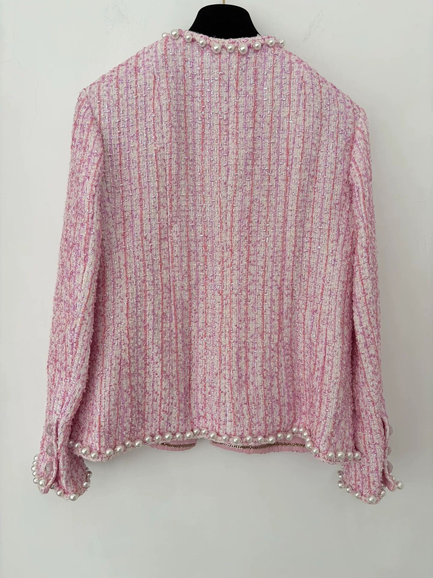 Chanel Chanel Pink Tweed Pearl Trim Jacket Size US M / EU 48-50 / 2 - 2 Thumbnail