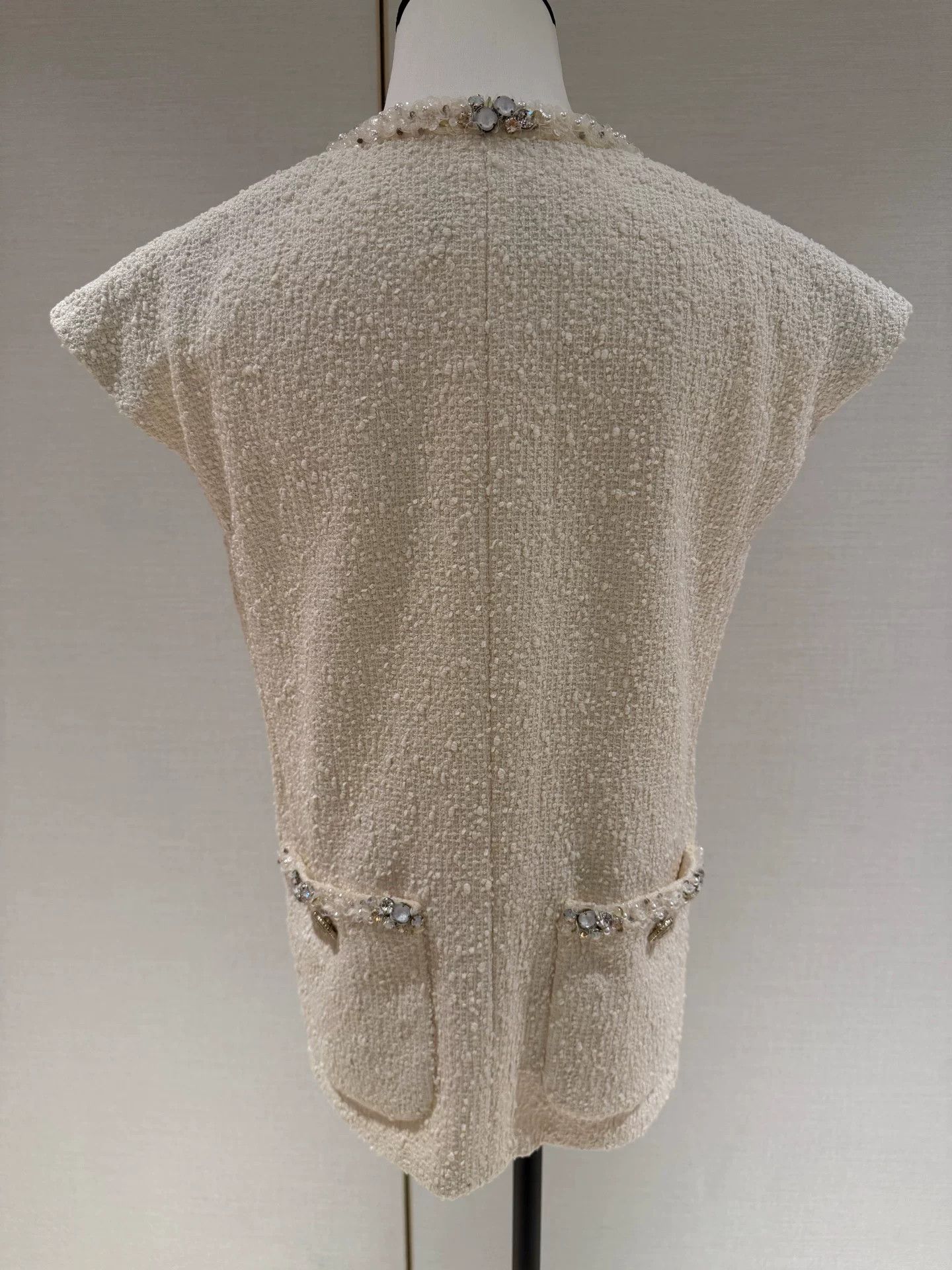 Chanel Chanel Equestrian White Beaded Vest Size US S / EU 44-46 / 1 - 2 Thumbnail