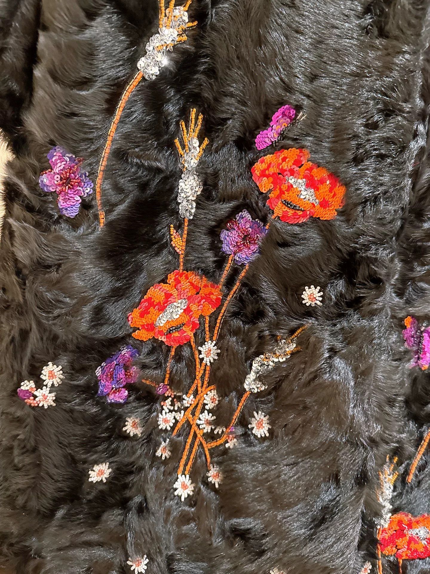 Valentino Valentino Embellished Lamb Fur Coat Size US L / EU 52-54 / 3 - 5 Thumbnail