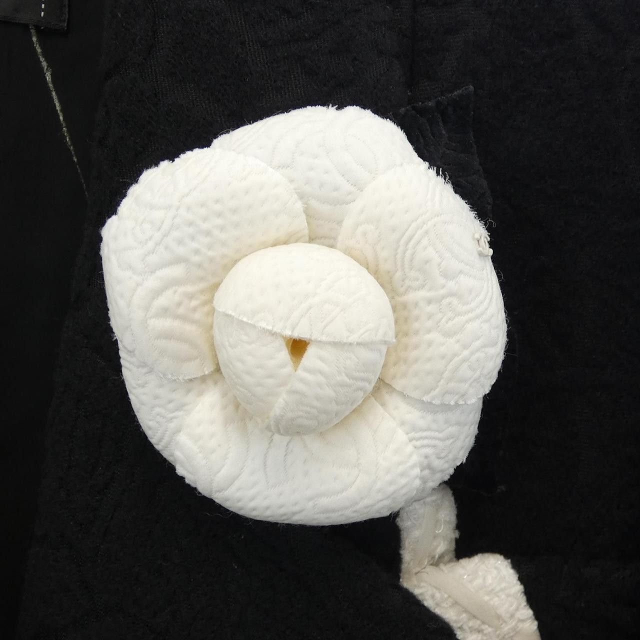 Chanel Chanel Chanel P71080V62295 Jacket Others Outerwear P71080V62295 DUTY FREE for USA Size ONE SIZE - 8 Thumbnail