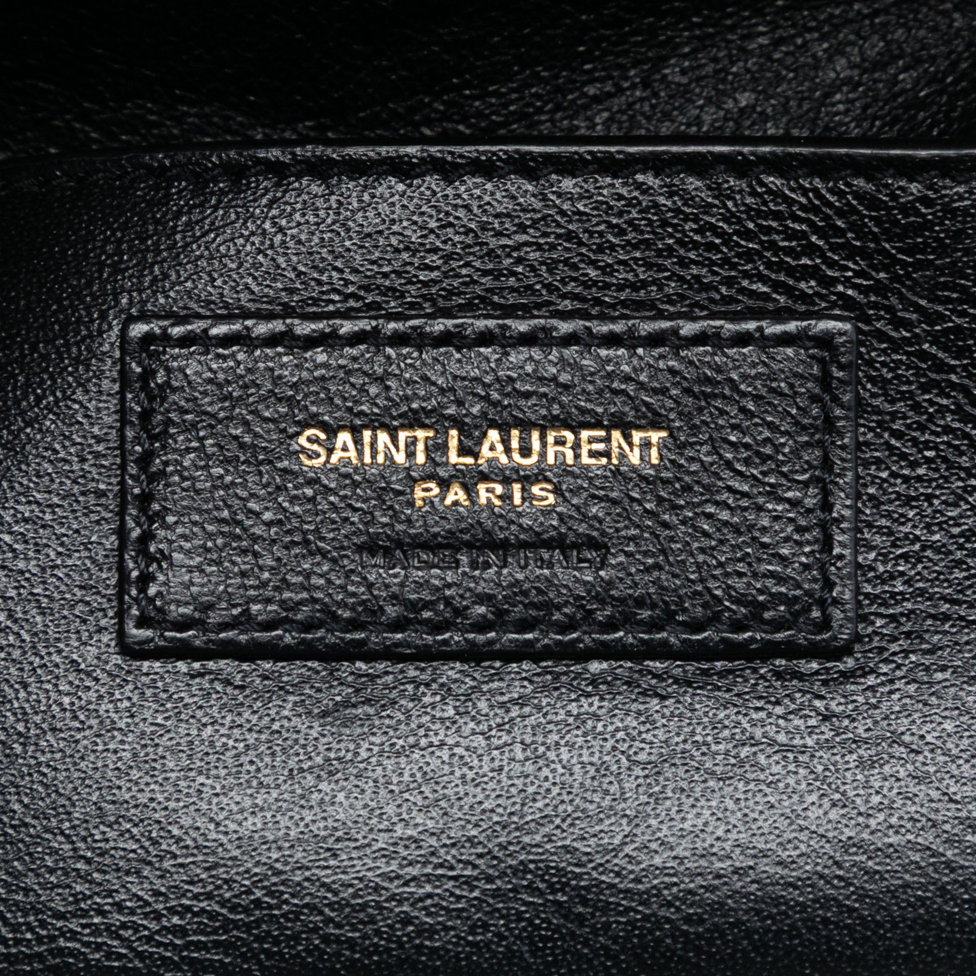 Yves Saint Laurent Yves Saint Laurent Matelasse Patent Monogram Vicky Vanity Bag Size ONE SIZE - 5 Thumbnail