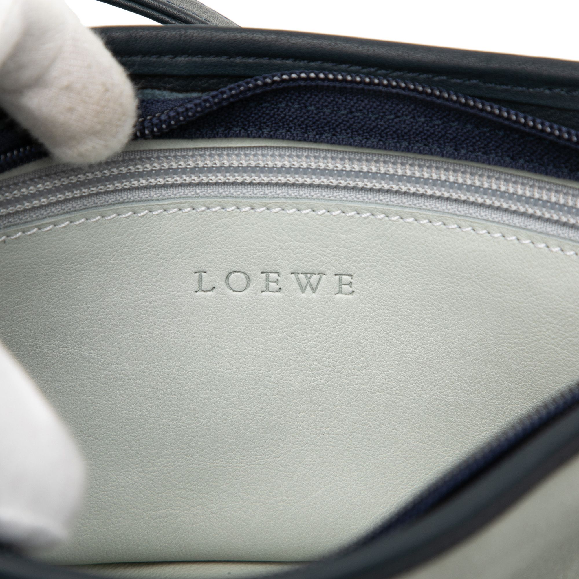 Loewe LOEWE Suede Anagram Switching Shoulder Bag Size ONE SIZE - 5 Thumbnail