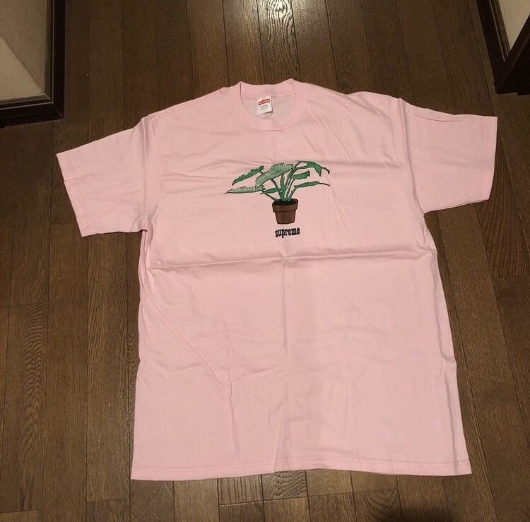 Supreme Plant Tee Medium Light Pink Tops