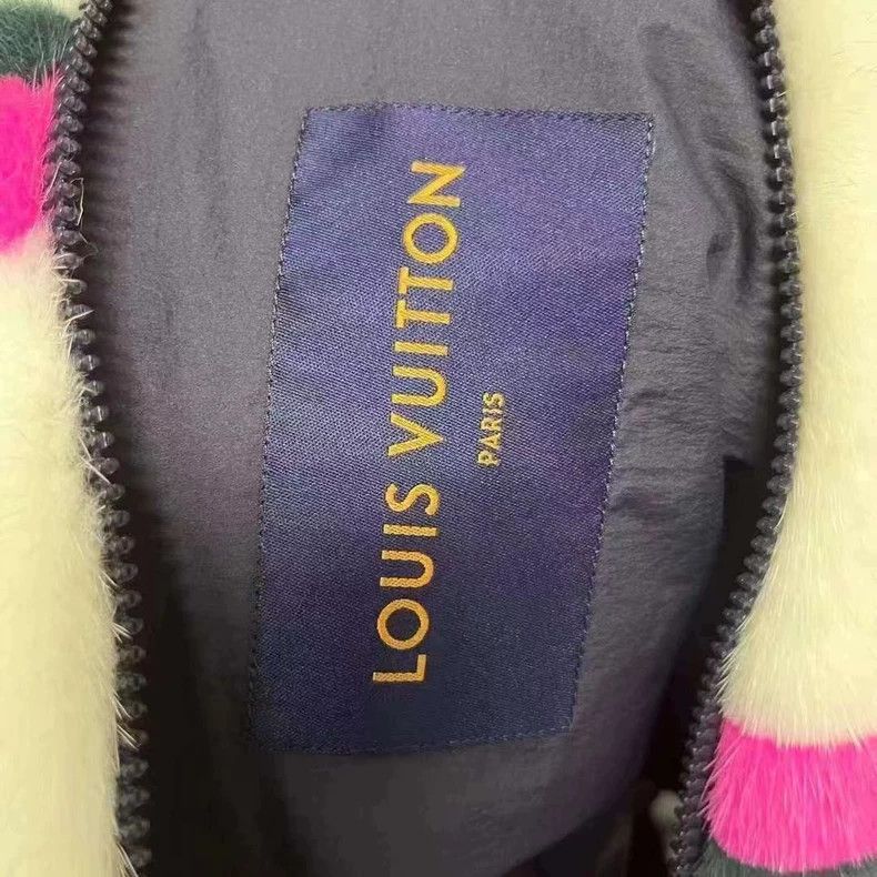 Louis Vuitton Louis Vuitton Multi-Stripe Logo Fur Jacket Size US L / EU 52-54 / 3 - 4 Thumbnail
