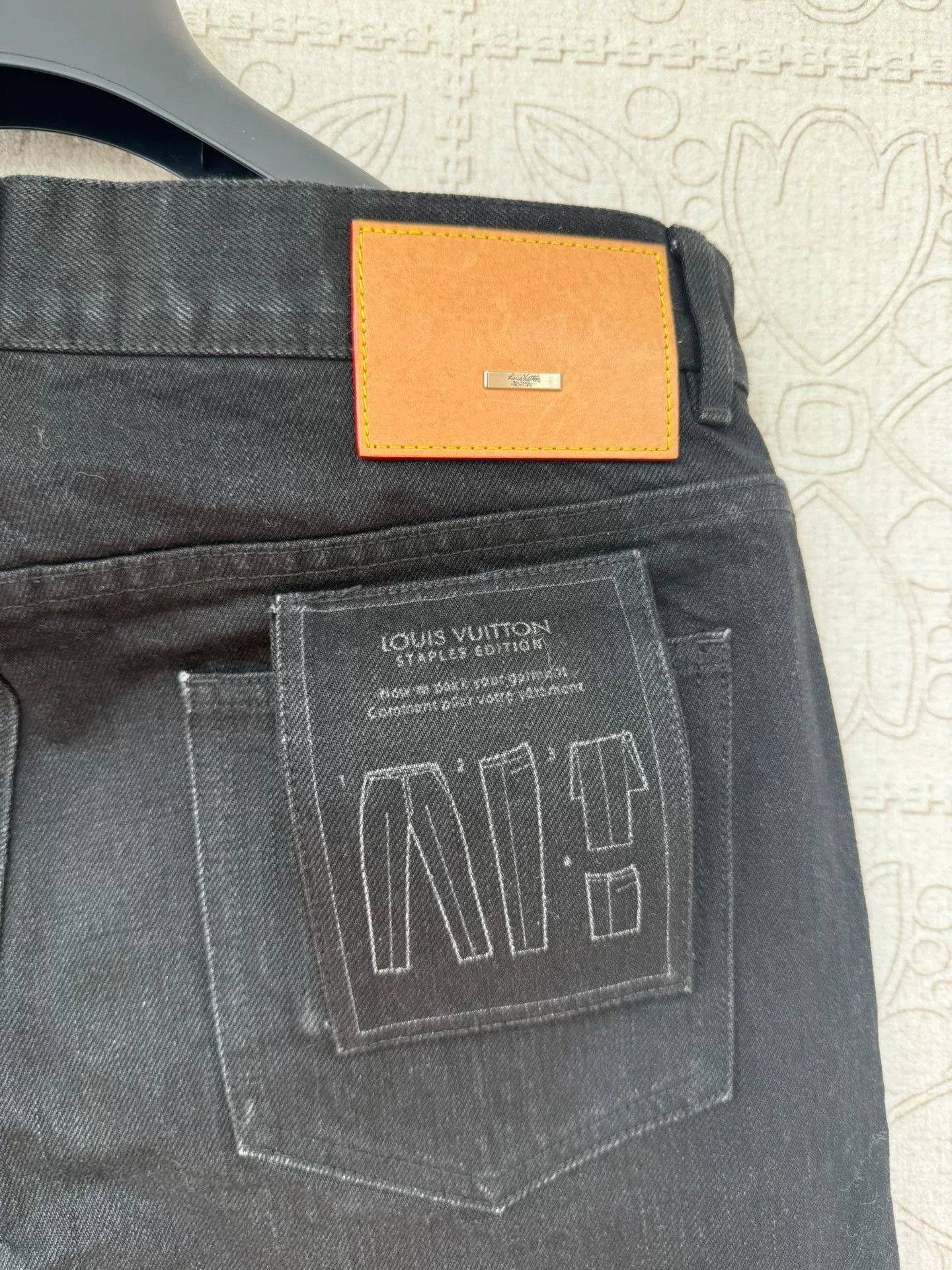Louis Vuitton Louis Vuitton Black Denim Jeans Size 31 Size US 31 - 3 Thumbnail