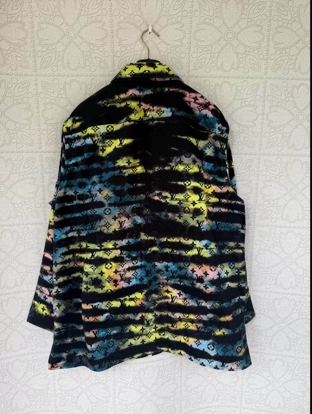 Louis Vuitton louis vuitton neon patterned denim jacket Size US L / EU 52-54 / 3 - 2 Thumbnail