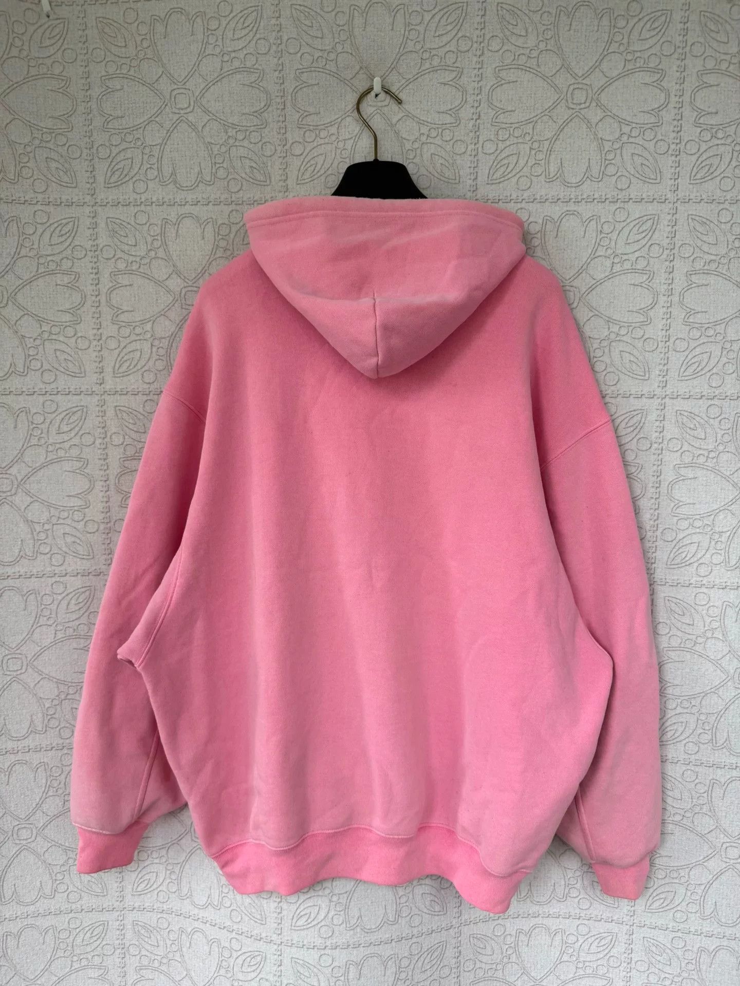 Balenciaga balenciaga pink embroidered hoodie size xs Size XS / US 0-2 / IT 36-38 - 2 Thumbnail